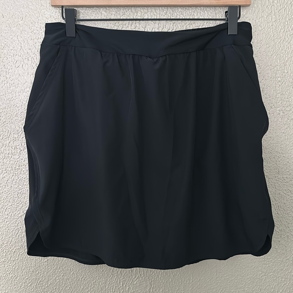 Women’s Kona Sol Swim Shorts, Large (12-14), Black, Pockets